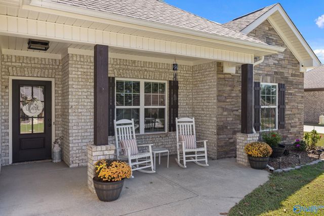132 Lewis Vann Drive, Hazel Green, AL 35750