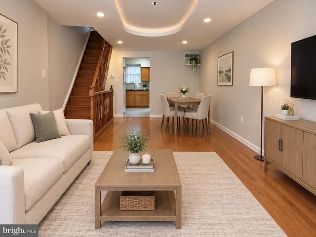 2316 S FRANKLIN, Philadelphia, PA 19148