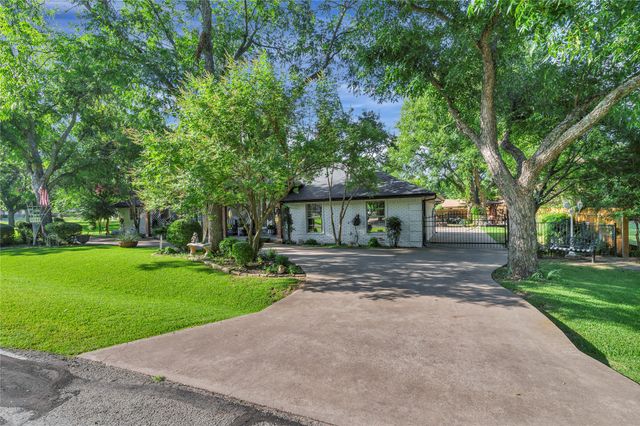 6205 Joseph Drive, Granbury, TX 76049