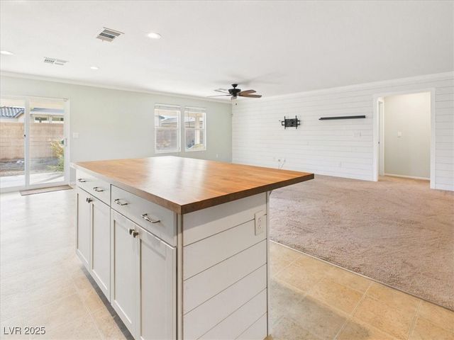 3821 East Sedgwick Avenue, Pahrump, NV 89061