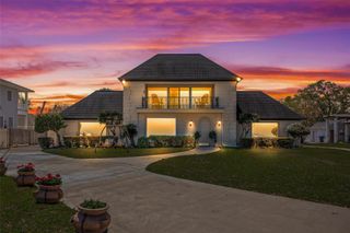 3540 Miramar Drive, Shoreacres, TX 77571