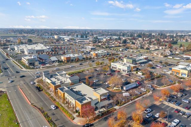 2036 Bishop Way, Lodi, CA 95242