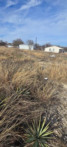 104 Sparrow Drive, Azle, TX 76020