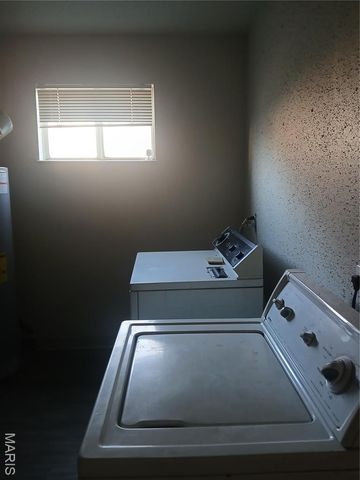 142 West Street, Edwardsville, IL 62025