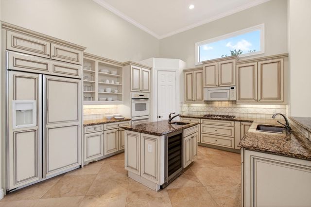 16266 Rosecroft Terrace, Delray Beach, FL 33446