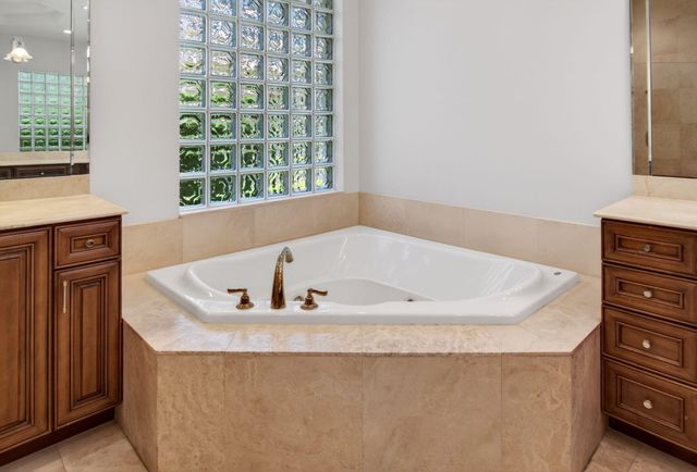 16266 Rosecroft Terrace, Delray Beach, FL 33446