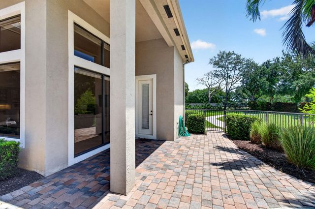 16266 Rosecroft Terrace, Delray Beach, FL 33446