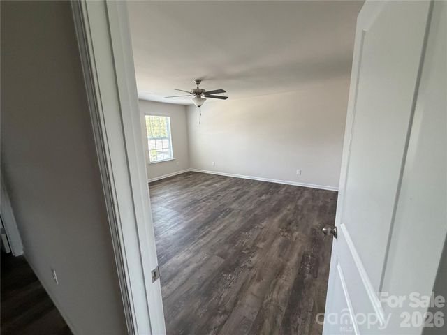 7868 Whispering Stream Drive, Sherrills Ford, NC 28673