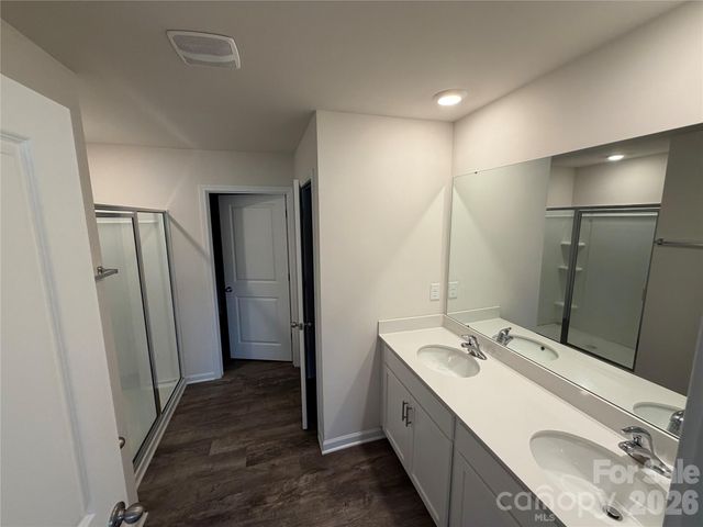7868 Whispering Stream Drive, Sherrills Ford, NC 28673