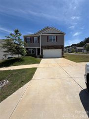 7868 Whispering Stream Drive, Sherrills Ford, NC 28673