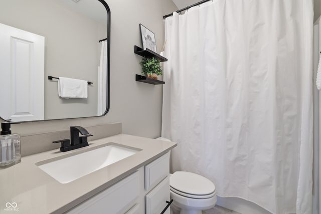 16333 Sedalia Drive, Fishers, IN 46040