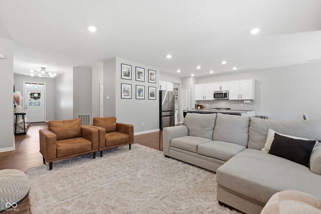 16333 Sedalia Drive, Fishers, IN 46040