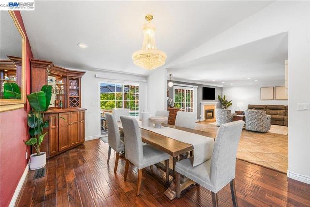 960 Kern Ct, Livermore, CA 94551
