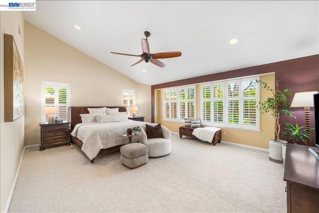 960 Kern Ct, Livermore, CA 94551