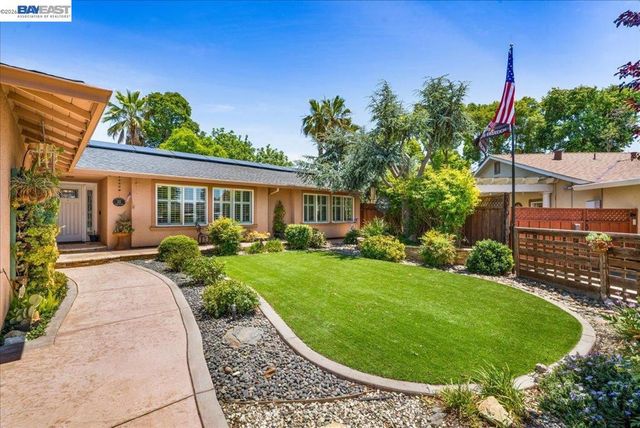 960 Kern Ct, Livermore, CA 94551