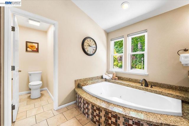 960 Kern Ct, Livermore, CA 94551