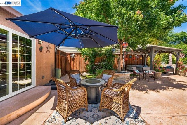 960 Kern Ct, Livermore, CA 94551