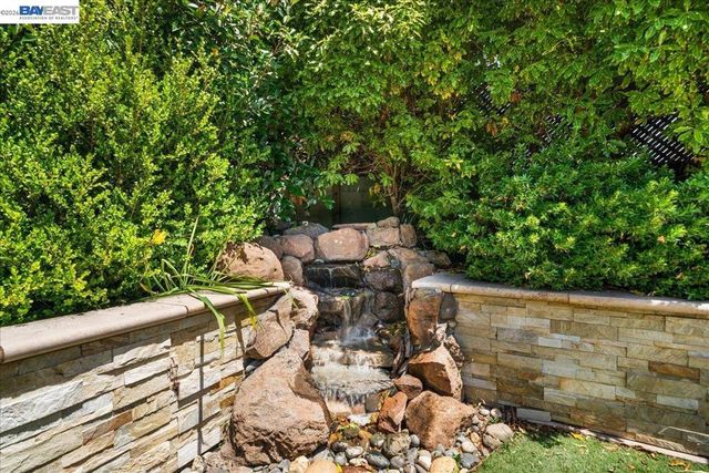 960 Kern Ct, Livermore, CA 94551
