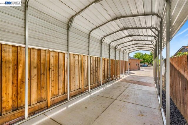 960 Kern Ct, Livermore, CA 94551