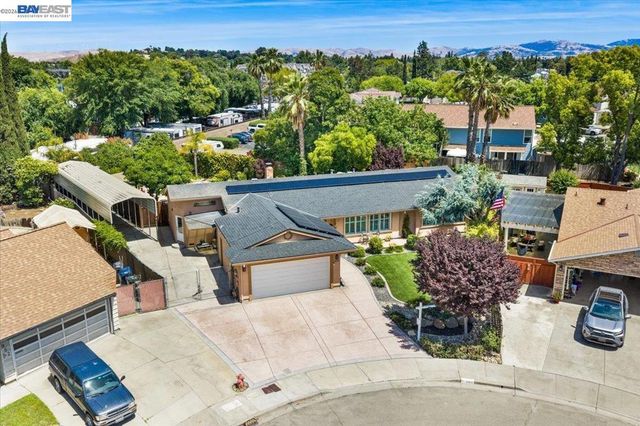 960 Kern Ct, Livermore, CA 94551