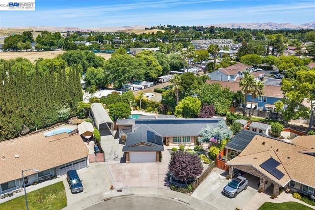 960 Kern Ct, Livermore, CA 94551