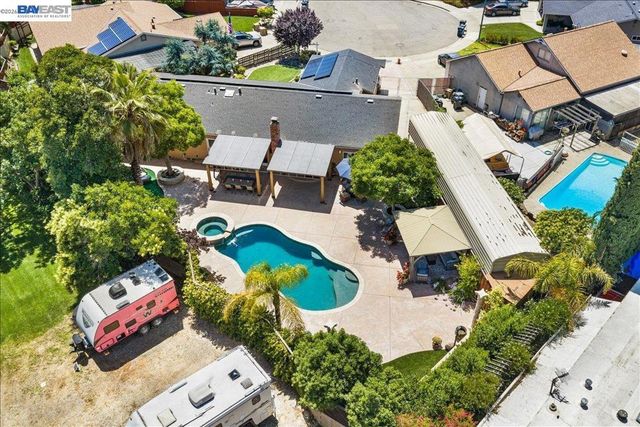 960 Kern Ct, Livermore, CA 94551