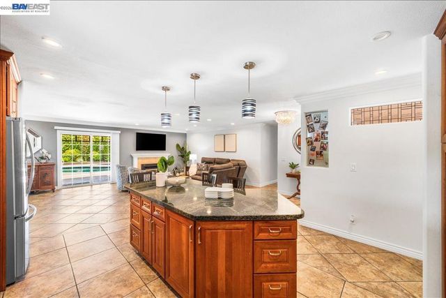 960 Kern Ct, Livermore, CA 94551