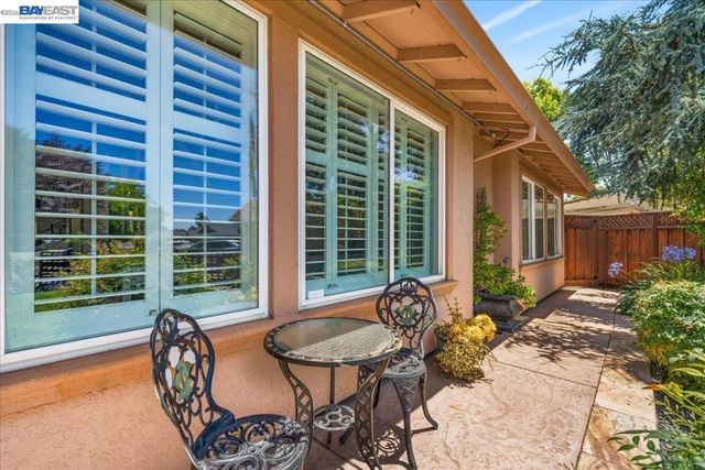 960 Kern Ct, Livermore, CA 94551