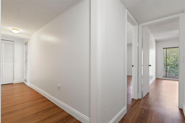 225 COUNTRY CLUB DRIVE E343, Largo, FL 33771