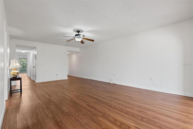225 COUNTRY CLUB DRIVE E343, Largo, FL 33771