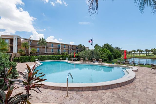 225 COUNTRY CLUB DRIVE E343, Largo, FL 33771