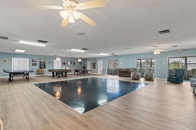 225 COUNTRY CLUB DRIVE E343, Largo, FL 33771