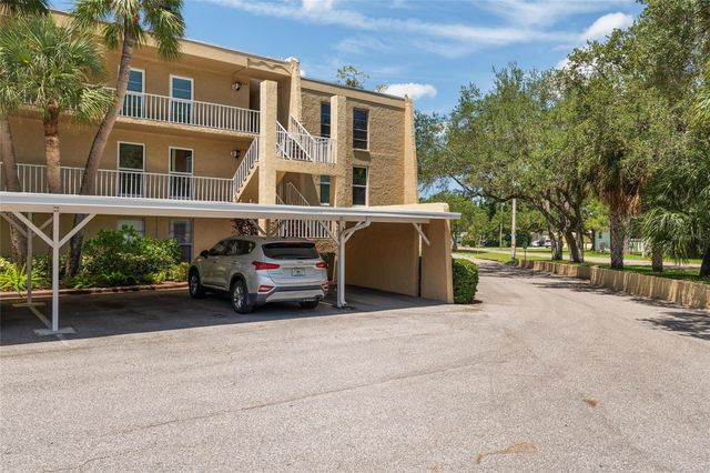 225 COUNTRY CLUB DRIVE E343, Largo, FL 33771
