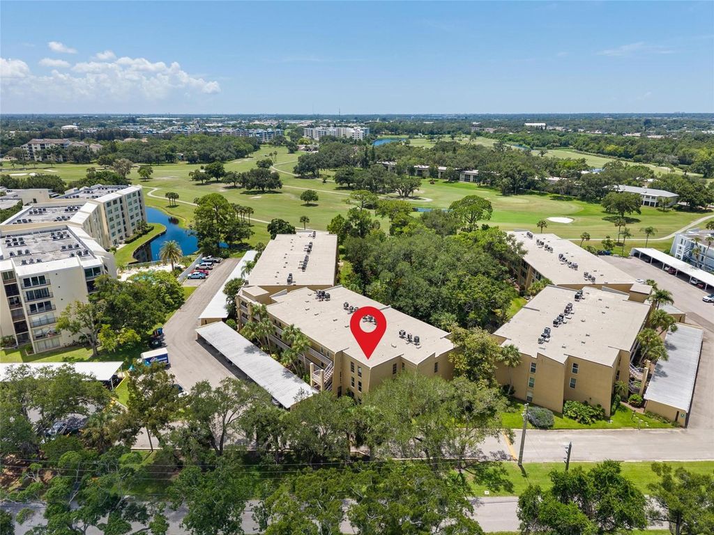 225 COUNTRY CLUB DRIVE E343, Largo, FL 33771