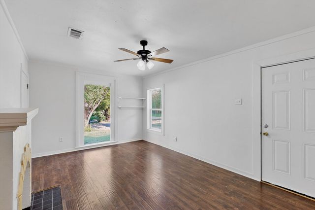 5020 Pershing Street, Dallas, TX 75206