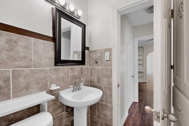 5020 Pershing Street, Dallas, TX 75206