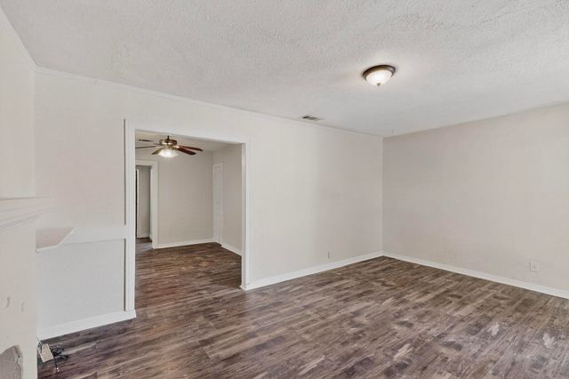 5020 Pershing Street, Dallas, TX 75206