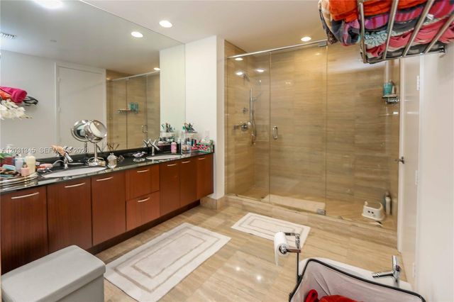 15811 Collins Avenue 1105, Sunny Isles Beach, FL 33160
