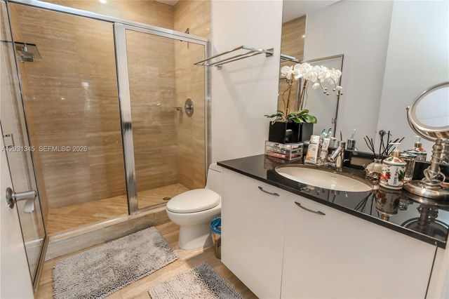 15811 Collins Avenue 1105, Sunny Isles Beach, FL 33160