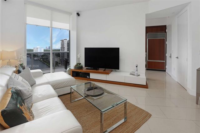15811 Collins Avenue 1105, Sunny Isles Beach, FL 33160
