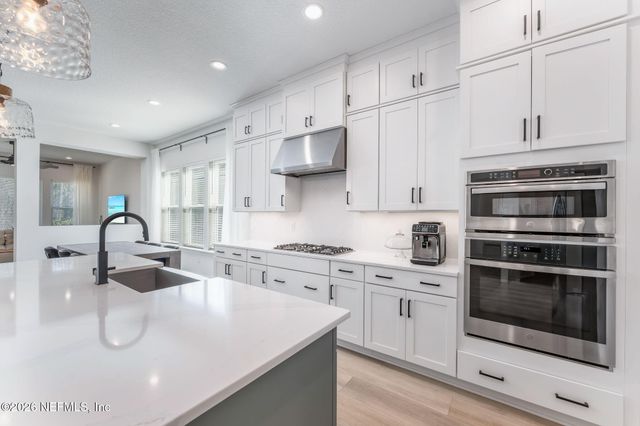 658 PALM CREST Drive, Ponte Vedra, FL 32081