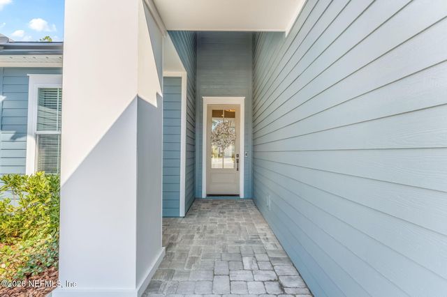 658 PALM CREST Drive, Ponte Vedra, FL 32081