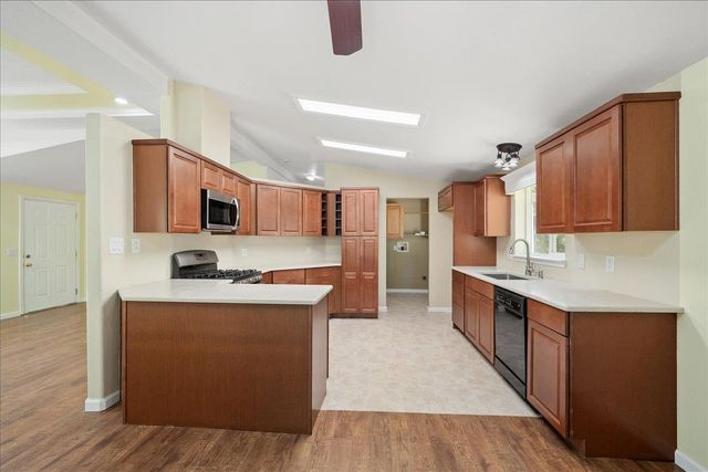 21819 Todd Valley Rd, Foresthill, CA 95631