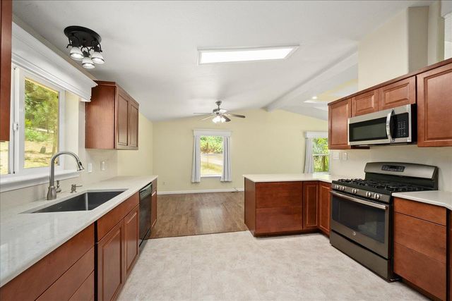 21819 Todd Valley Rd, Foresthill, CA 95631