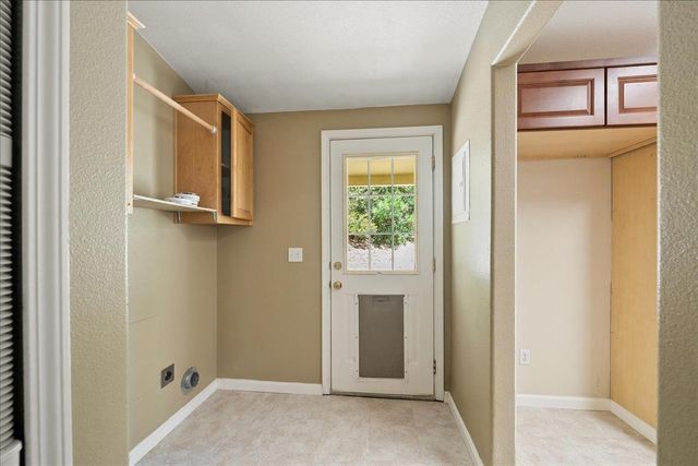 21819 Todd Valley Rd, Foresthill, CA 95631