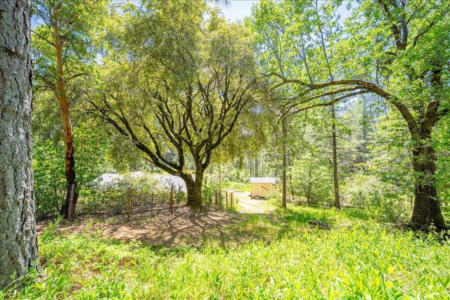 21819 Todd Valley Rd, Foresthill, CA 95631