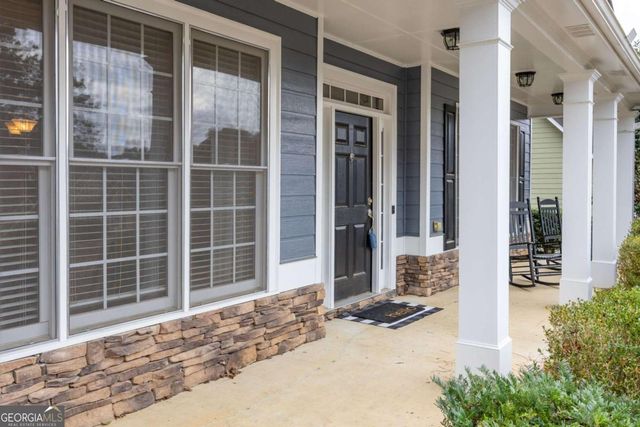 707 Flagstone Way, Acworth, GA 30101