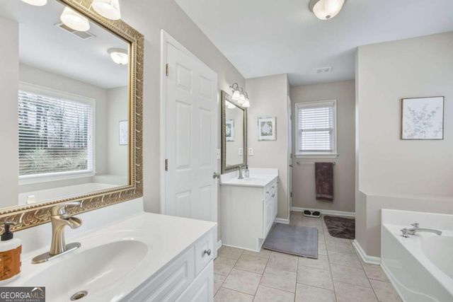 707 Flagstone Way, Acworth, GA 30101