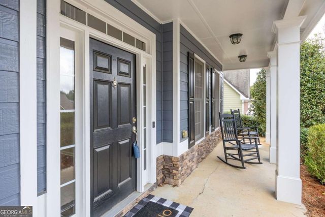 707 Flagstone Way, Acworth, GA 30101