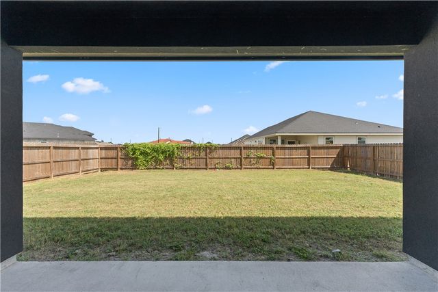 7810 Fold, Corpus Christi, TX 78414